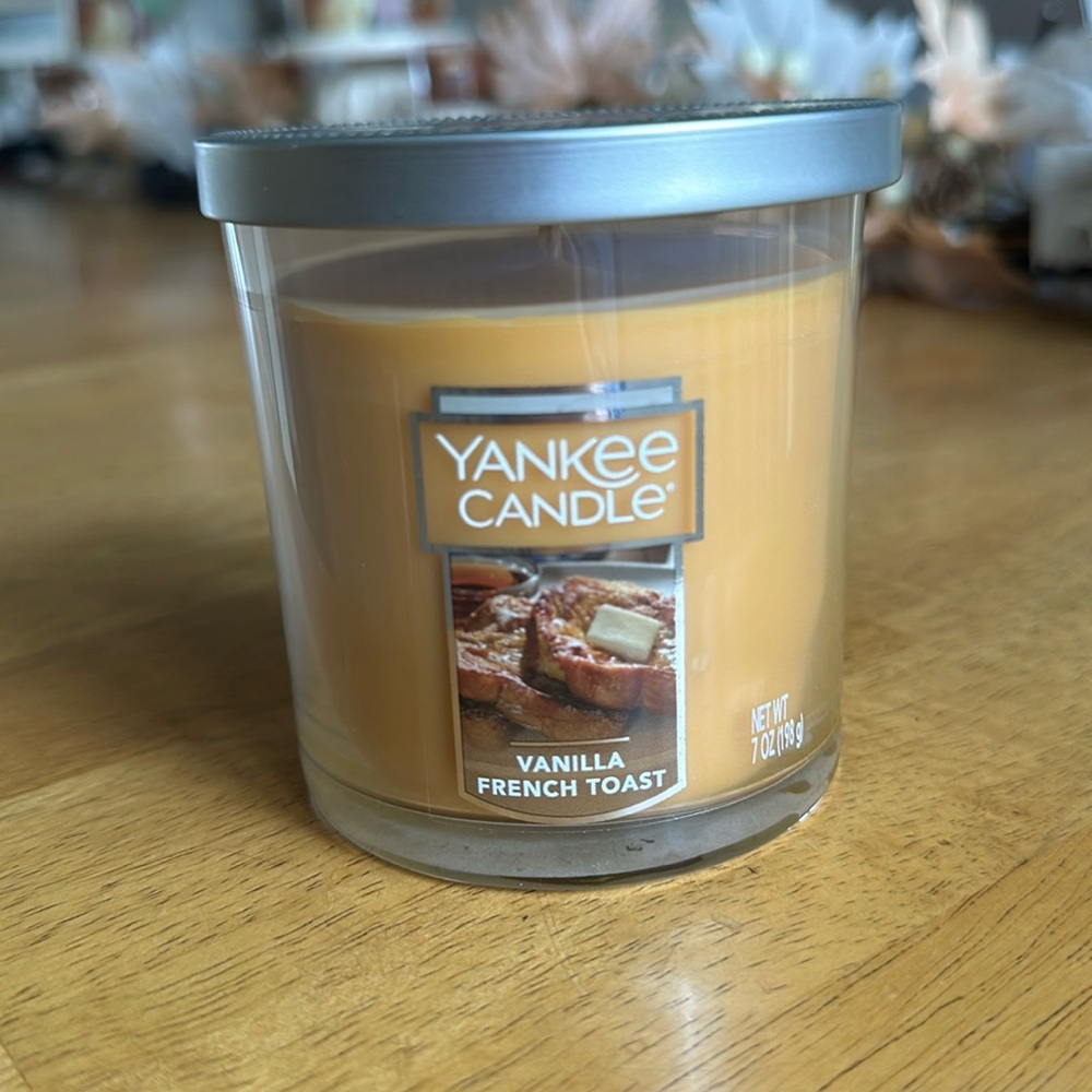 Yankee Candle small tumbler candle Vanilla French Toast New